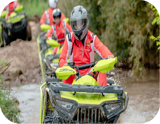 东钱湖溪行越野车
